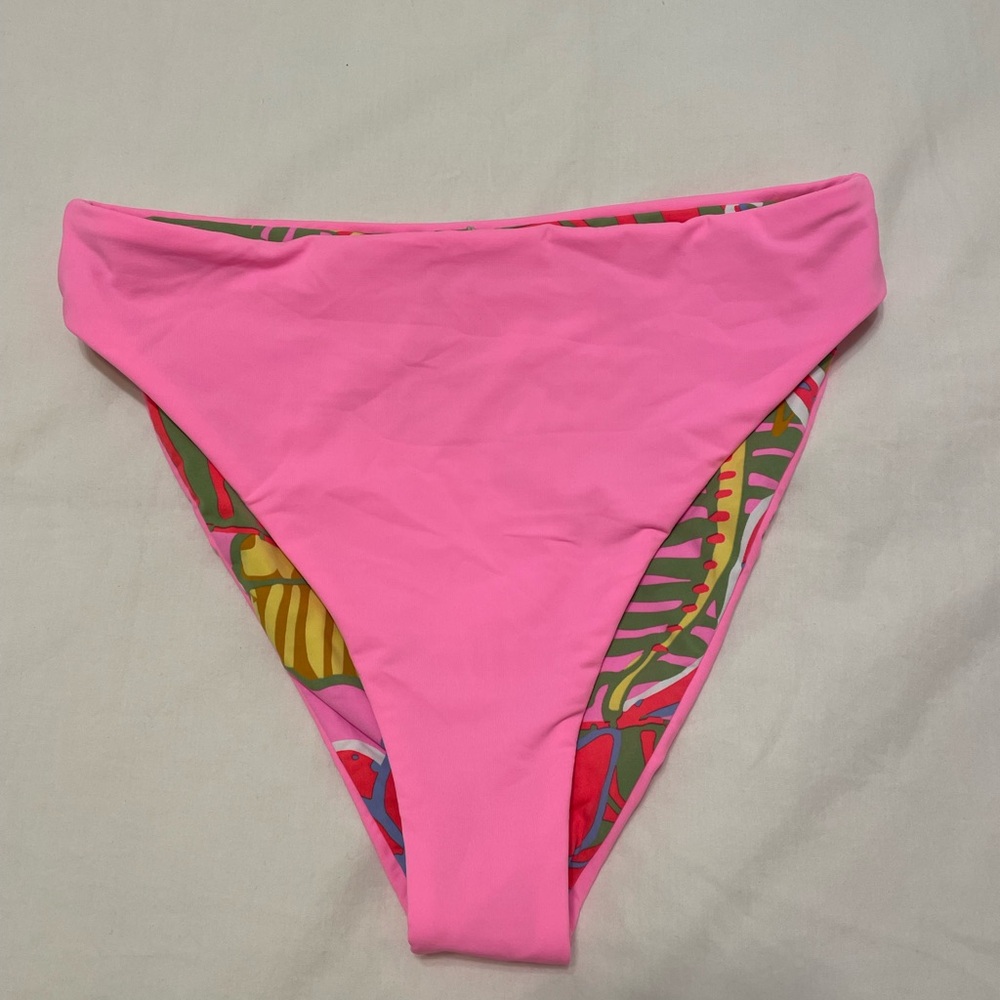 NWOT Maaji Pink Reversible High-Cut Bikini Bottom